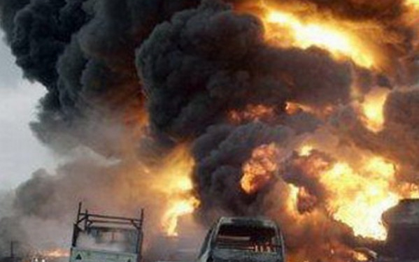 Three dead as petrol tanker explodes in Lagos | Newspeakonline
